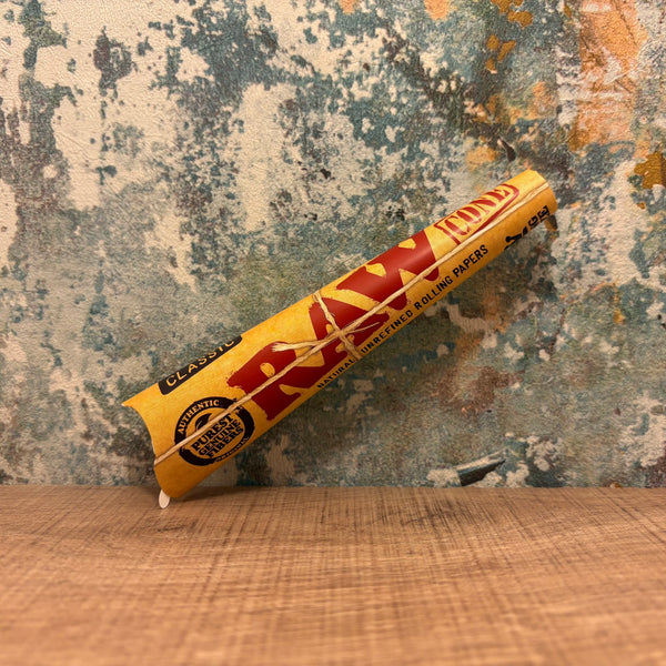 RAW - Classic 1 1/4 Size Rolling Papers | Bong Warehouse RAW - Classic 1 1/4 Size Rolling Papers | Bong Warehouse
