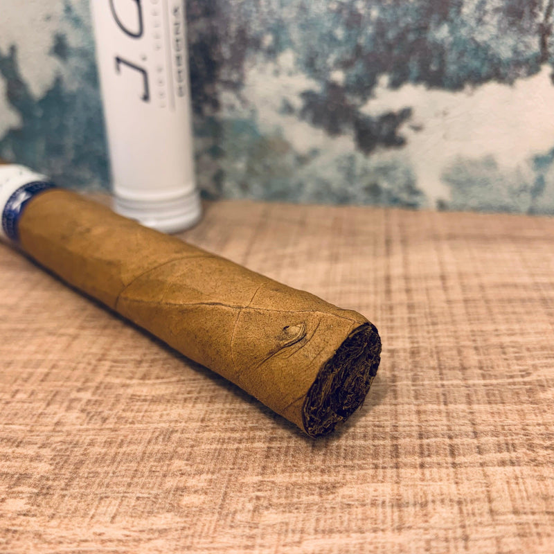 J Cortes Corona Dominican Cigar (White) - Cheapasmokes.com